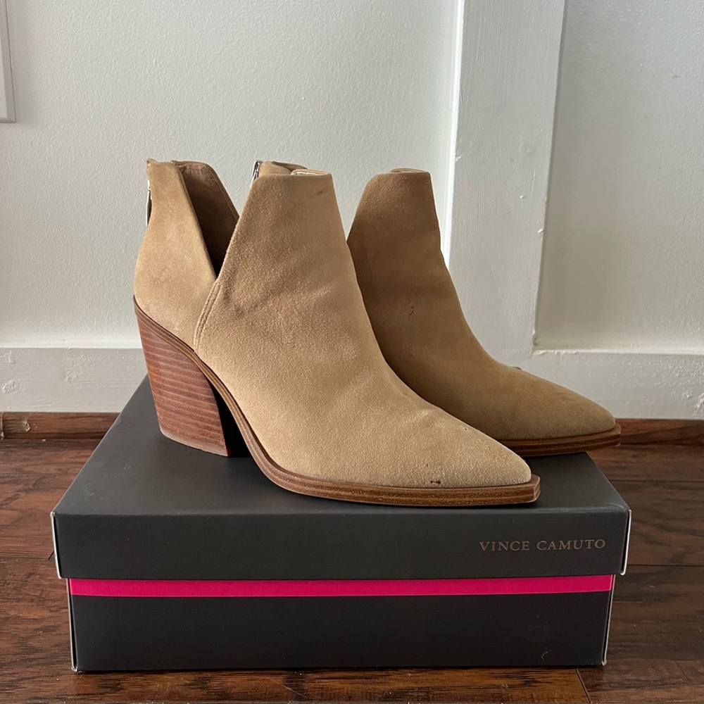Vince Camuto Gigetta Bootie - Tortilla 9